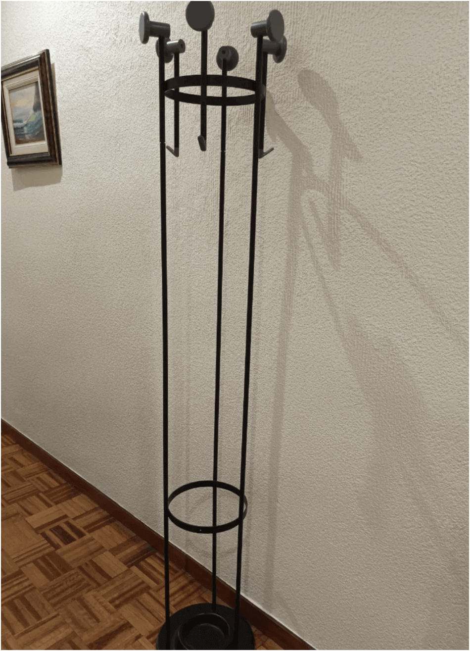 Dono perchero en buen estado
