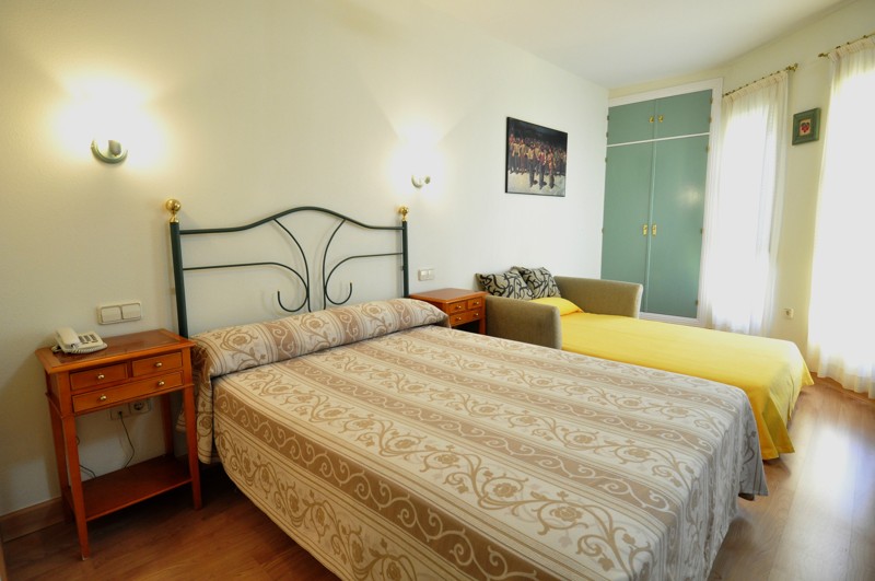Hotel Apartamentos ARALSO Sotillo