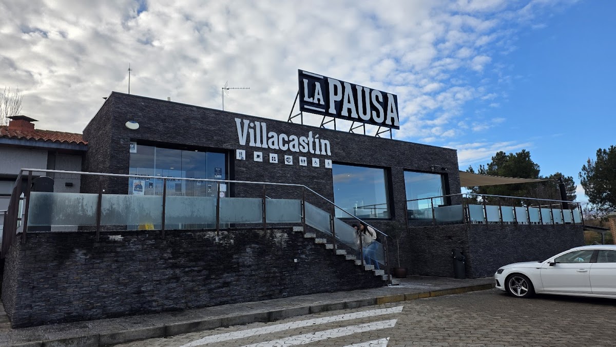 Área de Servicio Villacastín La Pausa