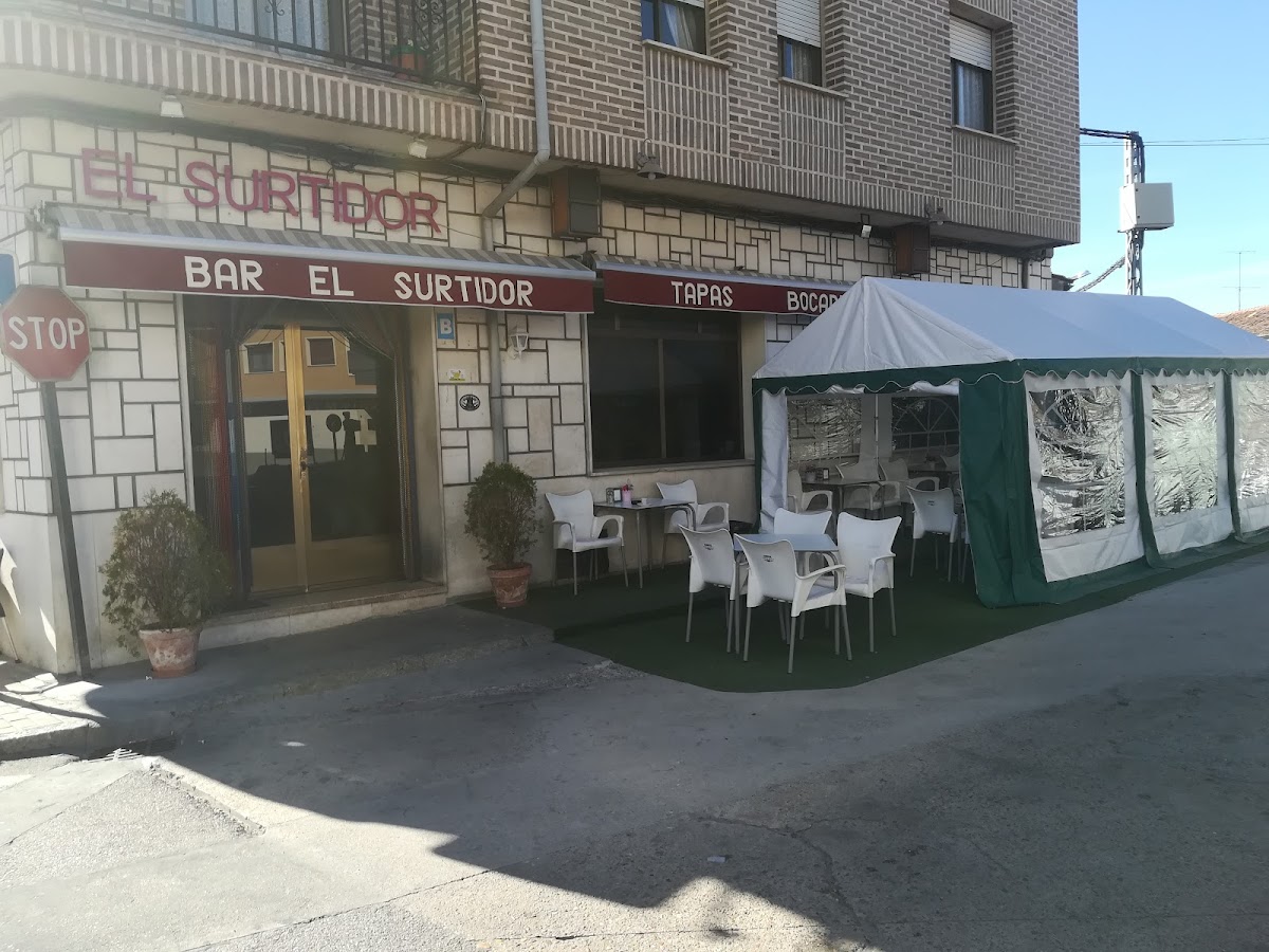 El Surtidor