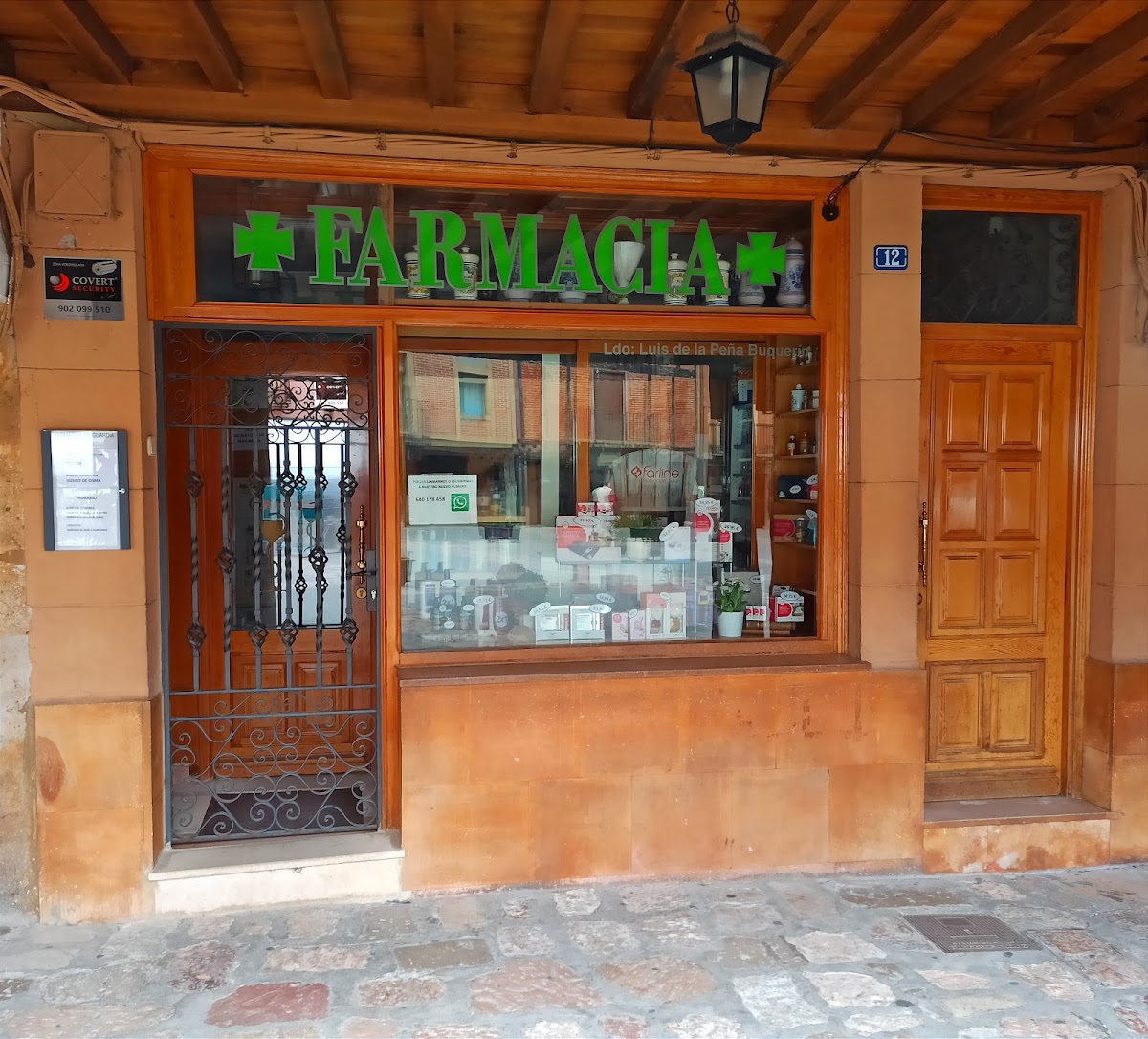 FARMACIA EN AYLLON (SEGOVIA) JUAN DE LA PEÑA