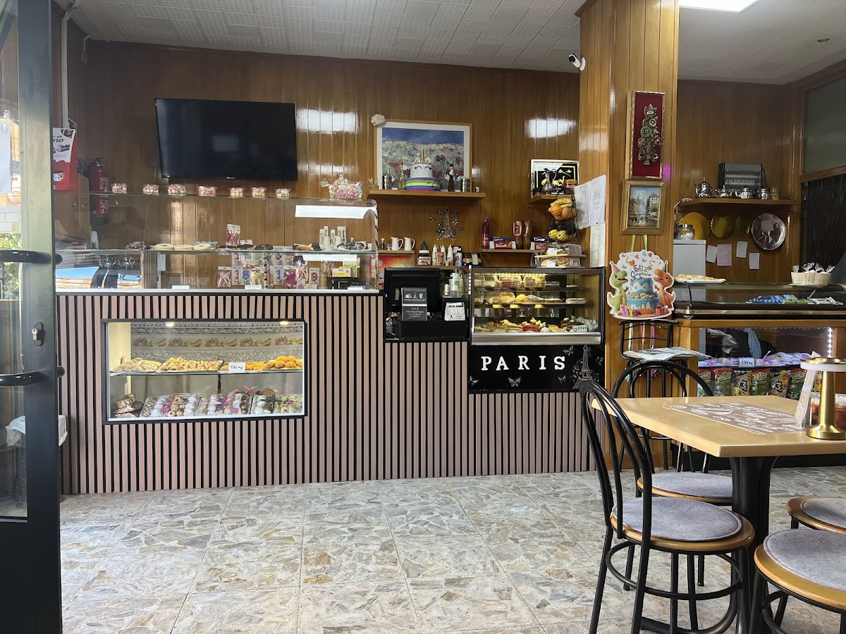Cafetería pastelería paris