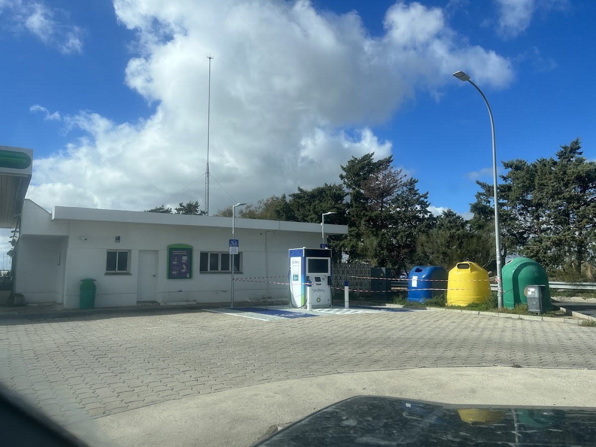 Punto de carga Iberdrola | bp pulse