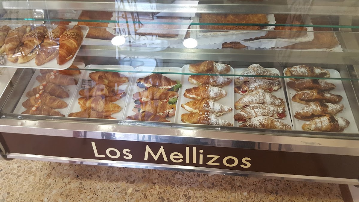 Los Mellizos
