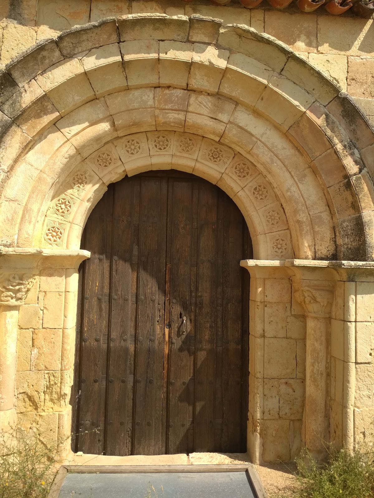 Ermita de Veladíez
