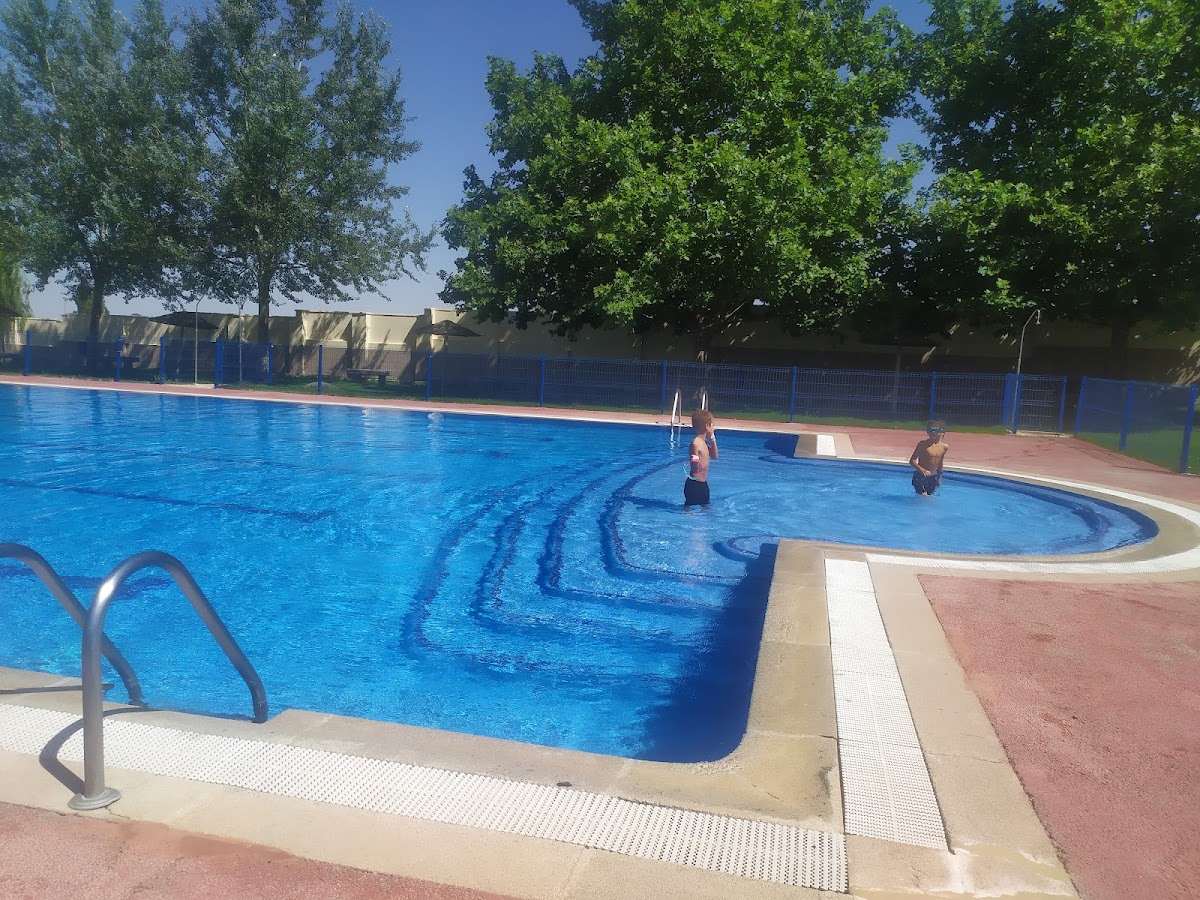 Piscinas Municipales de Villacastín