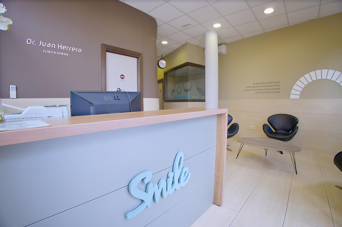 Dentista DR JUAN HERRERO - Segovia