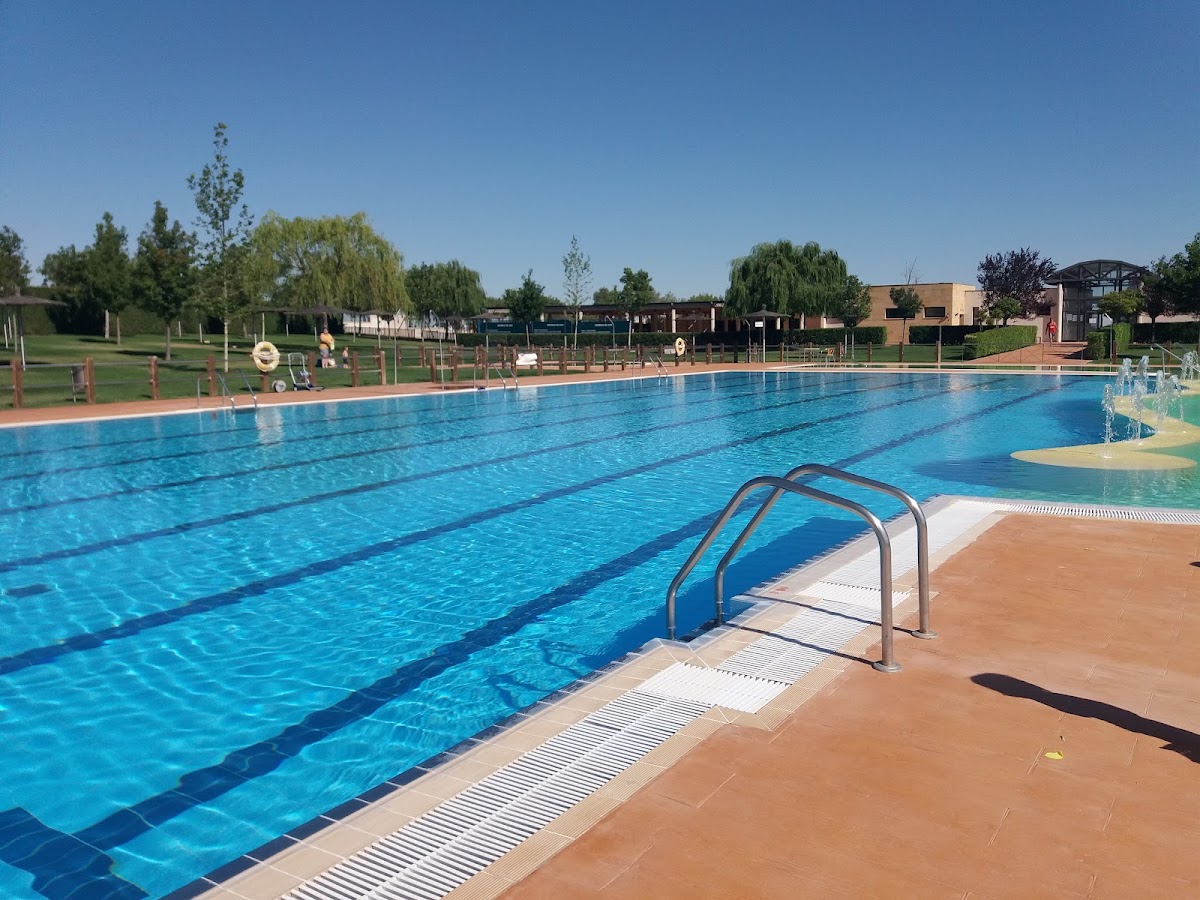 Piscinas Municipales de Valverde del Majano