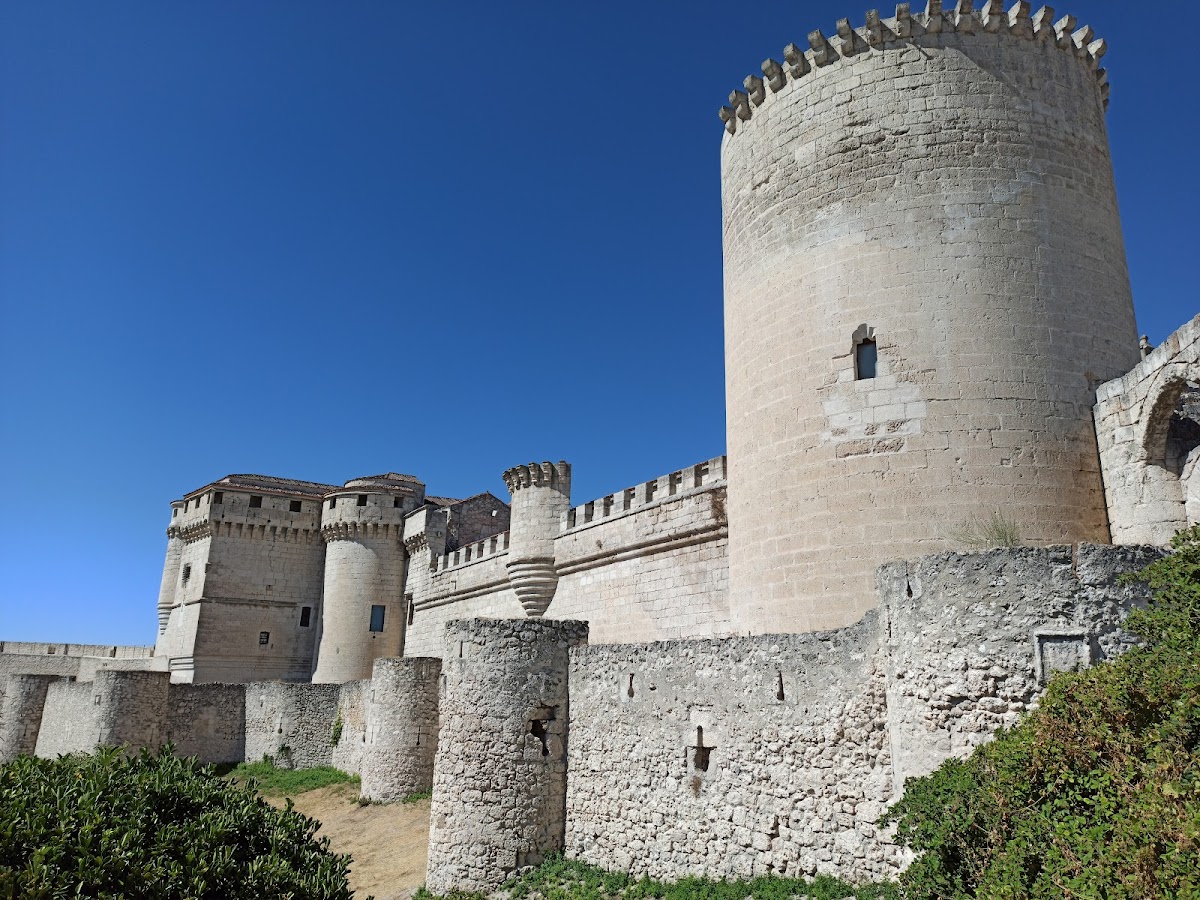 Castillo de Cuéllar (Oficina de Turismo)
