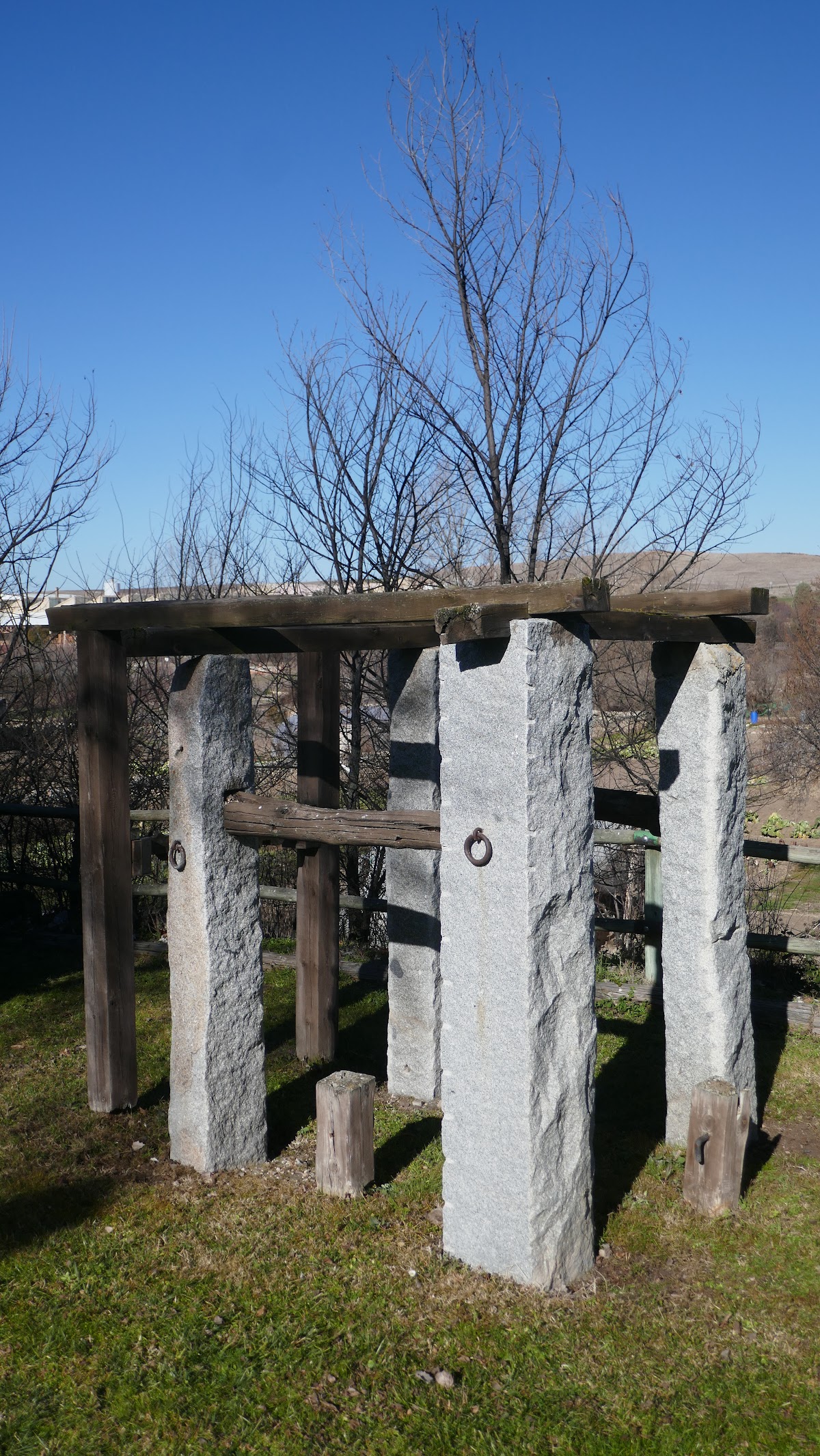 Potro de herrar de Bernuy de Porreros