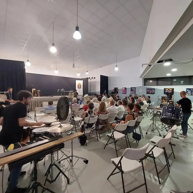 Centro Cultural Carlos León de Torrecaballeros