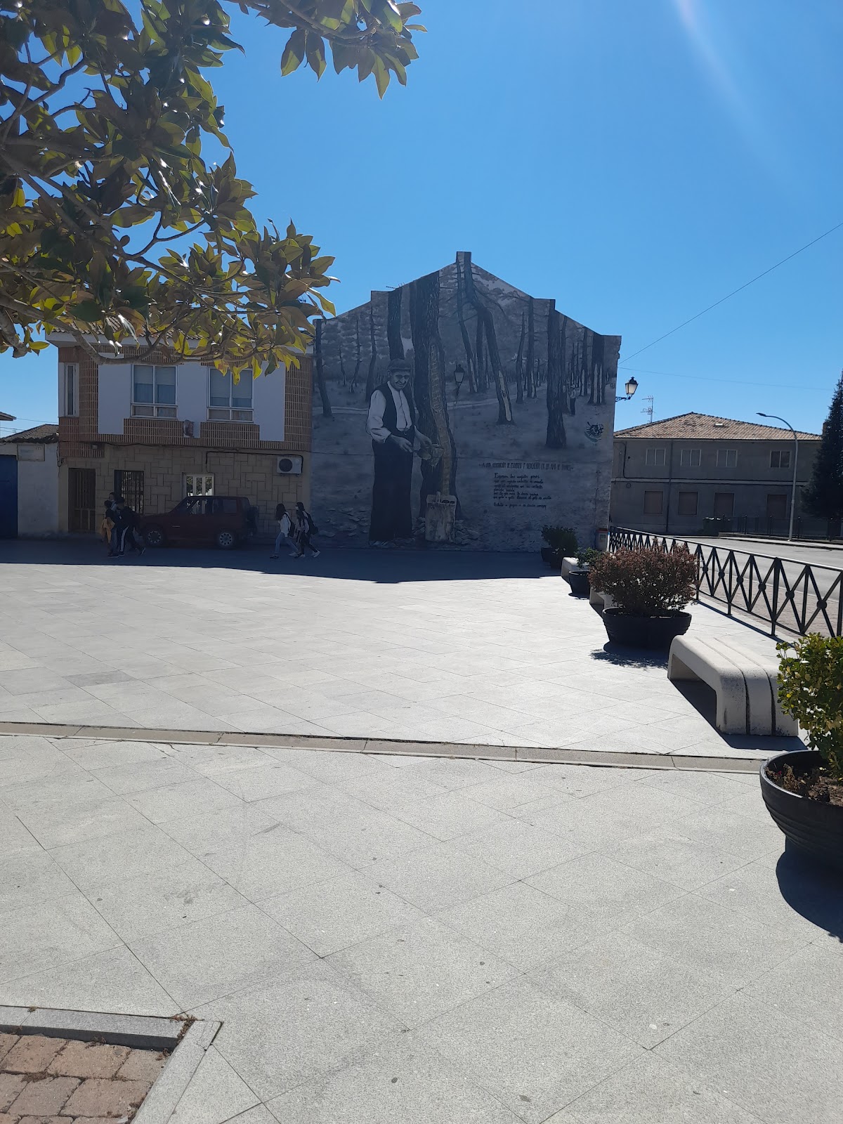 Mural dedicado al resinero de Ruralgraff