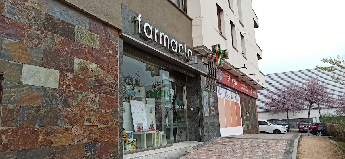 Farmacia Palomo (Gda. María Isabel de Antonio Palomo)