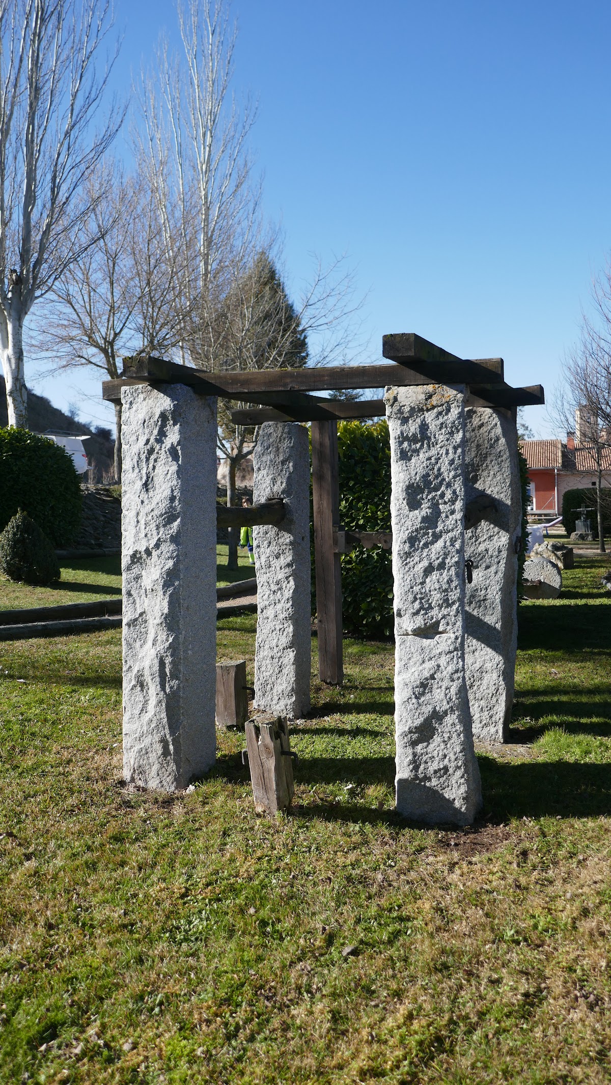 Potro de herrar de Bernuy de Porreros